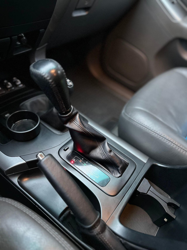 Toyota Land Cruiser 120 5